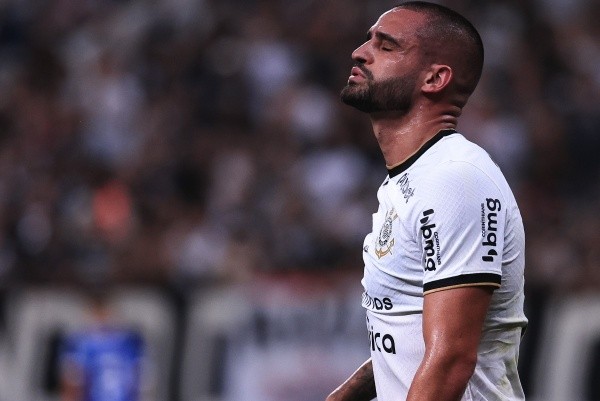 Foto: (Ettore Chiereguini/AGIF) - Renato Augusto dificilmente deve jogar a decisão entre Corinthians e Ituano no Paulista