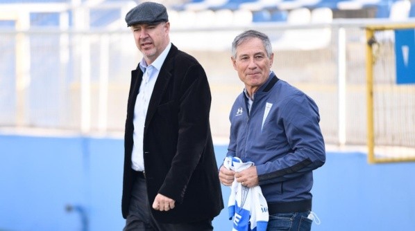 09 de Mayo del 2022 / SANTIAGOSe presenta el nuevo Director Tecnico, Ariel Holan en estadio San Carlos de Apoquindo, quien se integra desde hoy a los trabajos del plantel.FOTO: OSCAR GUERRA / AGENCIAUNO