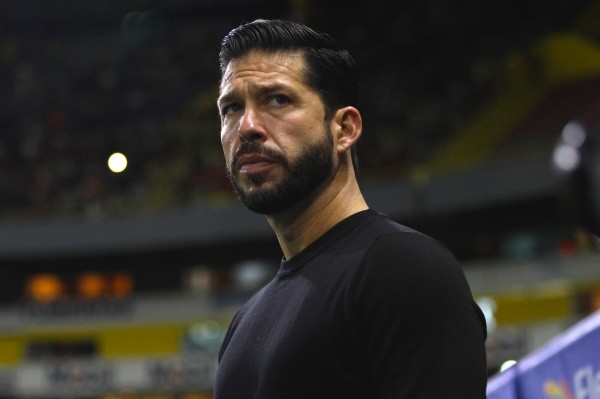 Mora afirma que su continuidad depende de la directiva de Atlas. (Foto: Imago 7)