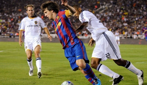 Lionel Messi vs. Los Galaxy de David Bekcham: Getty 