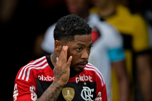 Foto: (Thiago Ribeiro/AGIF) - Sem acordo com o Bahia, Marinho deve continuar no Flamengo