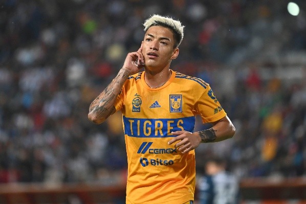 Raymundo Fulgencio, ¿de Tigres a Rusia? (Imago 7)