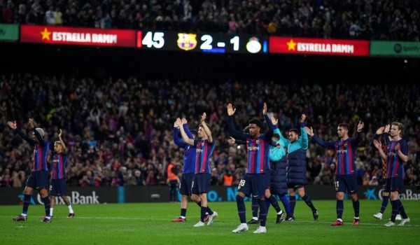 Barcelona festeja su victoria en El Clásico: Getty