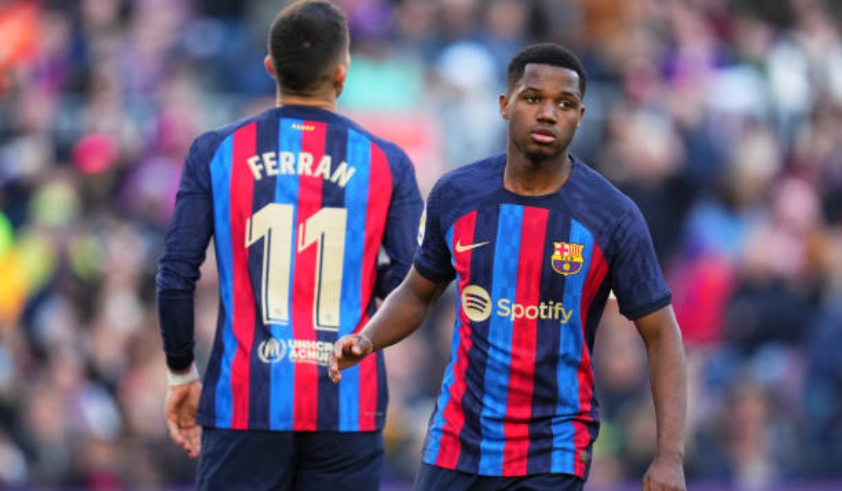 Ansu Fati y Ferrán Torres: Getty