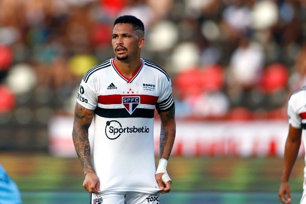 Foto: Thiago Calil/AGIF - Luciano também está no São Paulo desde o começo de Casares