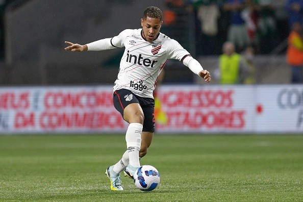 Vitor Roque en Paranaense. Getty.