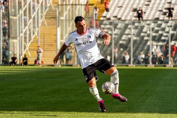 Esteban Paredes se retiró del fútbol | Agencia Uno