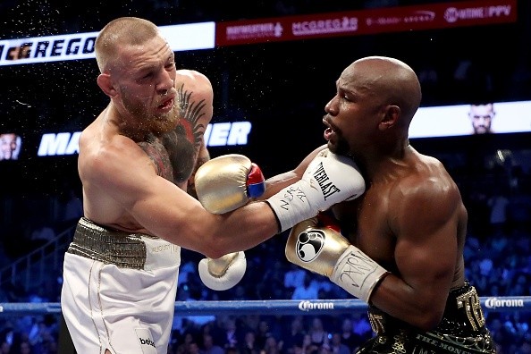 McGregor na luta de boxe contra Mayweather, em 2017. 
    Créditos: Christian Petersen/Getty Images