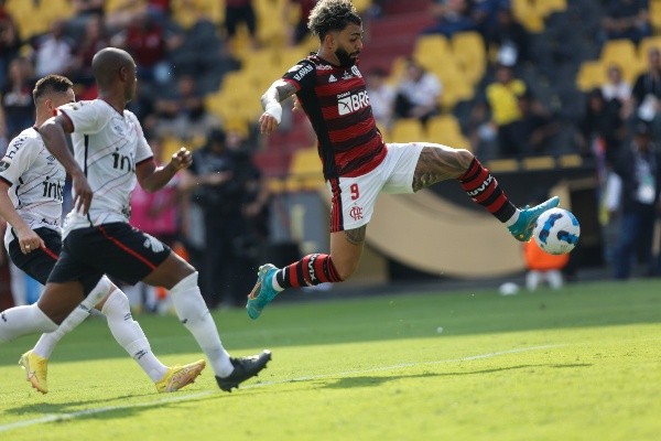 Fotos: Gilvan de Souza/Flamengo - Gabigol decidiu duas Libertadores