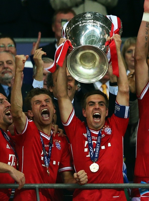 Philipp Lahm levanta la deseada Orejona (Getty)