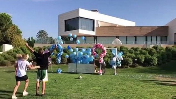 Antoine alquila una casa lujosa y a un valor muy alto en un barrio exclusivo de Madrid (Instagram)