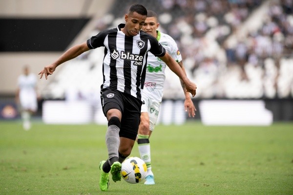 Agif/Jorge Rodrigues - Victor Sá está de volta ao Botafogo