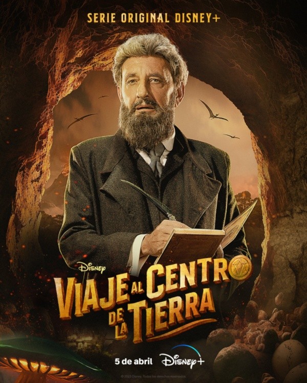 El puma Goity interpreta a Julio Verne. Foto: (Disney +)