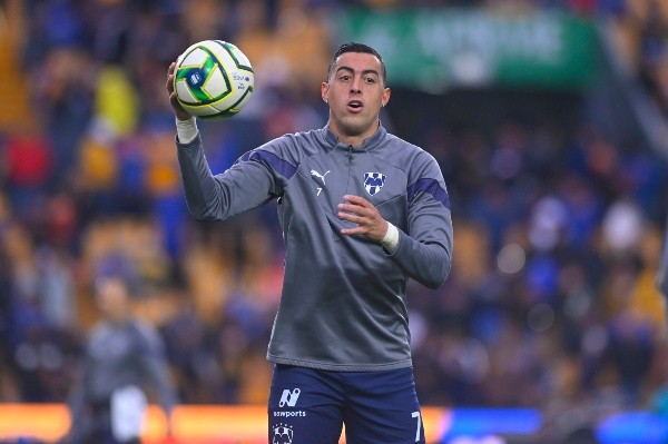 Rogelio Funes Mori vuelve a la titularidad vs. América (Imago 7)