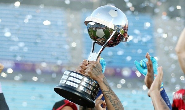 Trofeo de la Copa Sudamericana. Getty.