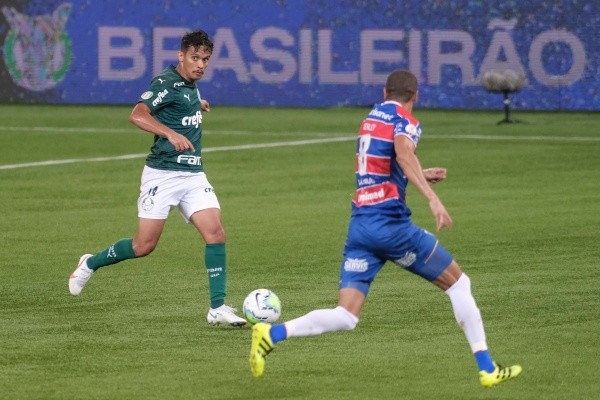 Campeão brasileiro de 2023, Palmeiras fatura mais de R$ 653 milhões com  premiações na era Abel Ferreira - Máquina do Esporte