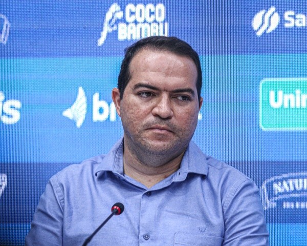 Foto: (Lucas Emanuel/AGIF) - Marcelo Paz, presidente do Fortaleza, confirmou o interesse do Cruzeiro em Tinga