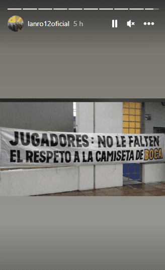 La foto posteada por Di Zeo con el pasacalles contra el plantel de Boca