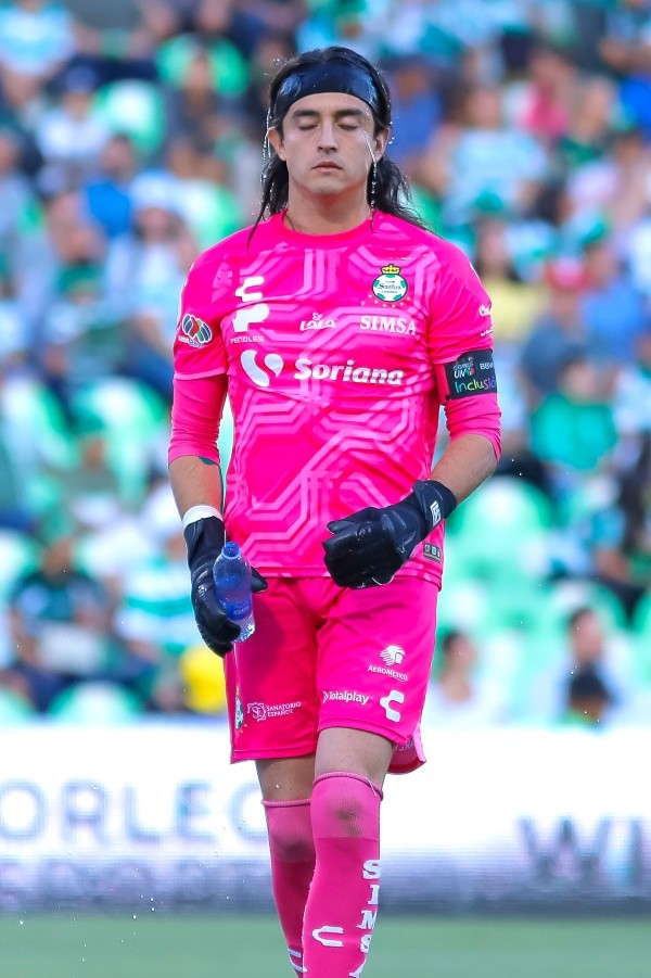 Carlos Acevedo mandó un mensaje a la afición de Santos (Imago 7)