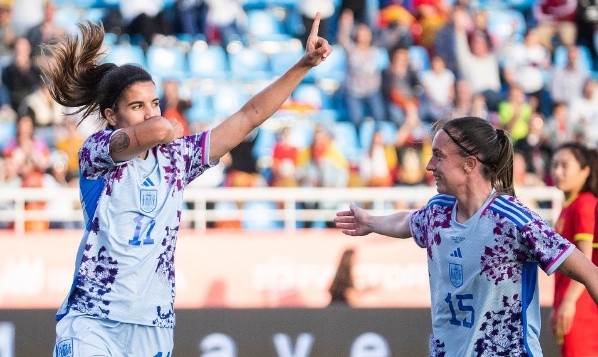 Redondo celebra con la camiseta que se estrenó en la ventana FIFA de abril.