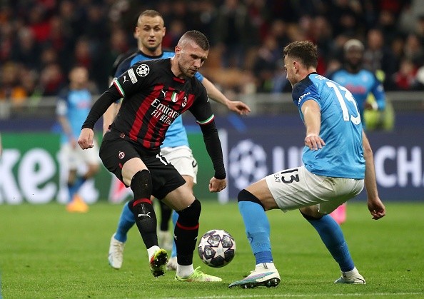 Milan y Napoli buscan las semis de la Champions | Getty Images