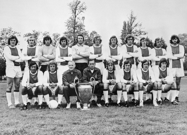 Johan Cruyff con el Ajax campeón de Europa 1972-1973 (Getty)
