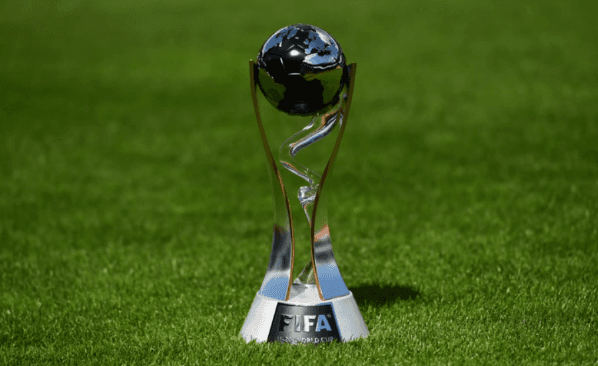 El trofeo que entrega la FIFA al ganador del Mundial Sub 20. FIFA.com