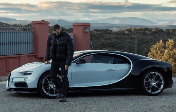 El lujoso Bugatti de Karim Benzema (Instagram)
