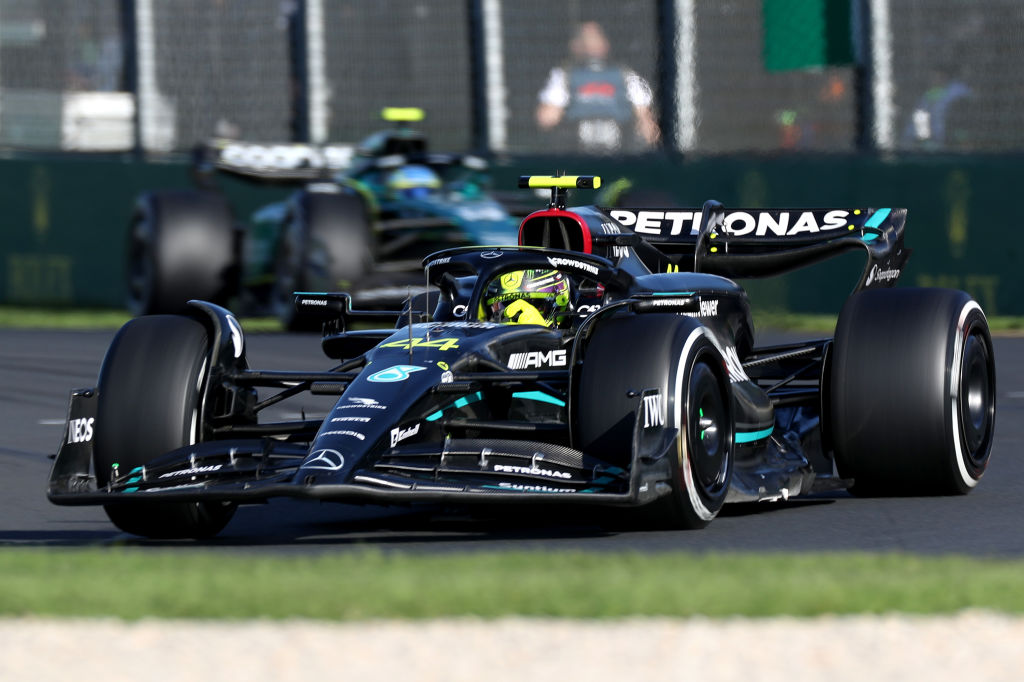 Lewis Hamilton, preocupado por el rendimiento de Mercedes (Getty Images)