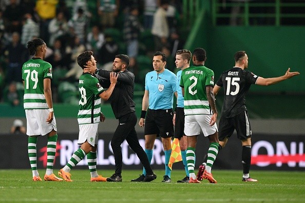 Acción de juego entre Sporting Lisboa y Juventus. Getty.