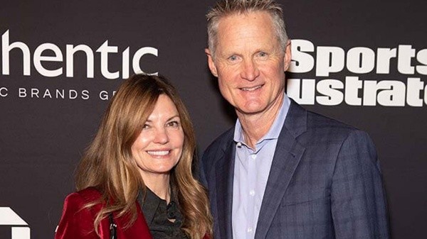 Steve y Margot se conocieron por medio de una cita a ciegas (Getty Images)