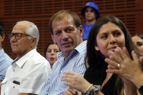 Horacio Rivas (al medio de la foto) confía en el criterio de Pellegrino | Photosport