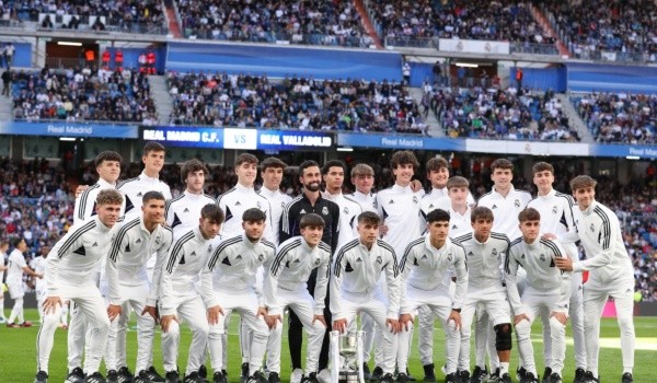 Álvaro Arbeloa y el Juvenil A en el Santiago Bernabéu: Getty