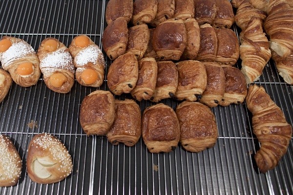 Baguettes, croissants y los clásicos franceses. (Getty Images)