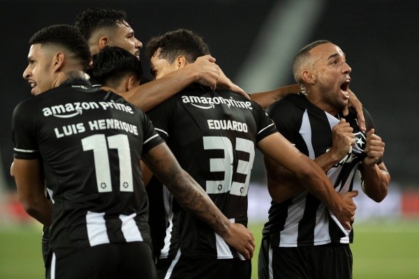 Foto: (Jorge Rodrigues/AGIF) - O Botafogo está em alta