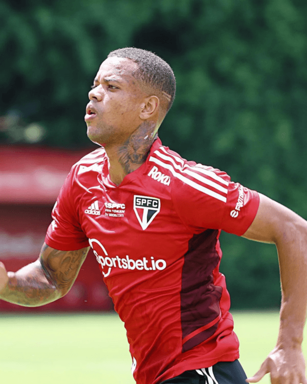 Caio Paulista não joga contra o Sport - Foto: Rubens Chiri/São Paulo FC