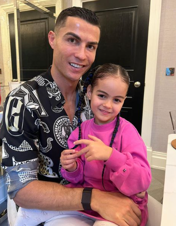 Cristiano Ronaldo é um dos ídolos do futebol internacional (Reprodução/Instagram/@cristiano)