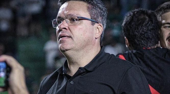 Ingryd Oliveira/ACG Oficial - Presidente Adson batista espera mudanças na postura do time