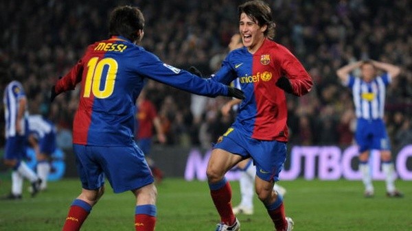 Festejo de gol con la camiseta del Barca para los primos (Getty Images)