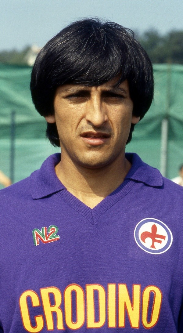 El goleador llegó desde Avellino y luego de su paso por la Fiorentina se fue al Inter de Milán. (Getty)
