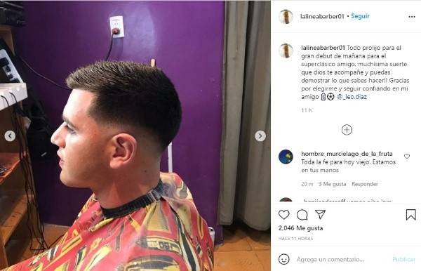 El posteo del peluquero Pablo Hermosilla, luego de cortarle el pelo a su amigo (Foto: captura Instagram @lalineabarber01).