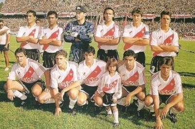 El equipo de River campeón del Apertura del 93. (Foto: cariverplate.com).