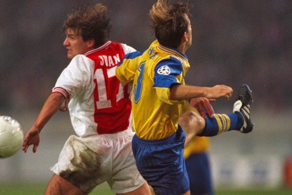 Mariano Juan, el primer argentino en vestir la camiseta del Ajax