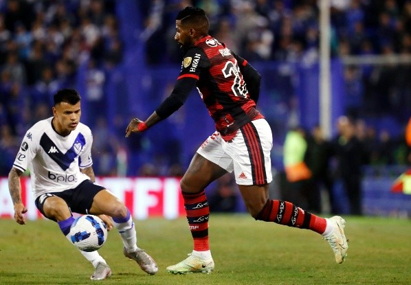 Rodinei viene de ser titular y jugar un enorme partido frente a Vélez. En su carrera marcó 11 goles, 6 de ellos en Flamengo. (Foto: Getty).