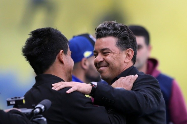 Gallardo e Ibarra, buena onda antes del partido. (Foto: Getty).