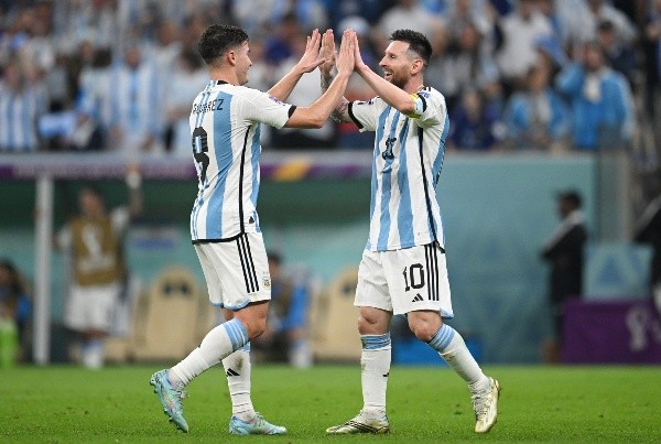 Julián Álvarez conformó una gran dupla de ataque junto a Lionel Messi. (Foto: Getty).