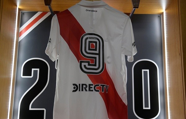 Así se verá la camiseta con el nuevo sponsor (Foto: Prensa River).
