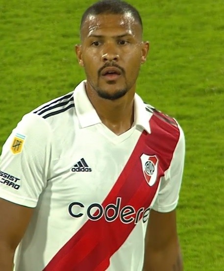 El venezolano debutó con la camiseta de River y estuvo cerca de gritar su primer gol (Foto: Captura de TV).