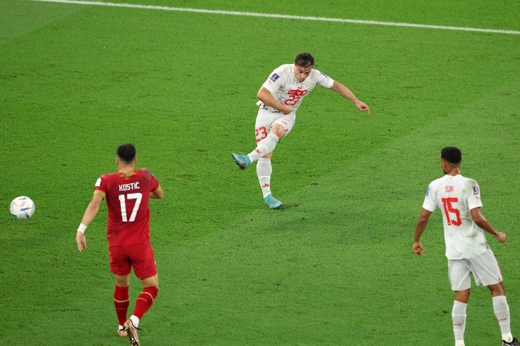 Como en Rusia 2018, Shaqiri le anotó a Serbia. Esta vez no hubo festejo polémico. (Getty Images)