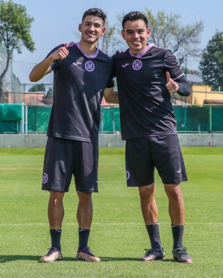 Uriel Antuna Carlos Rodríguez